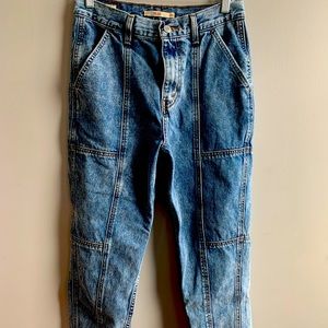 Levi’s- Mom Jean